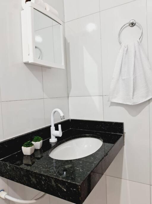 Flat Compacto E Mobiliado Proximo A Rodoviaria Aeroporto Apartment Palmas  Exterior foto